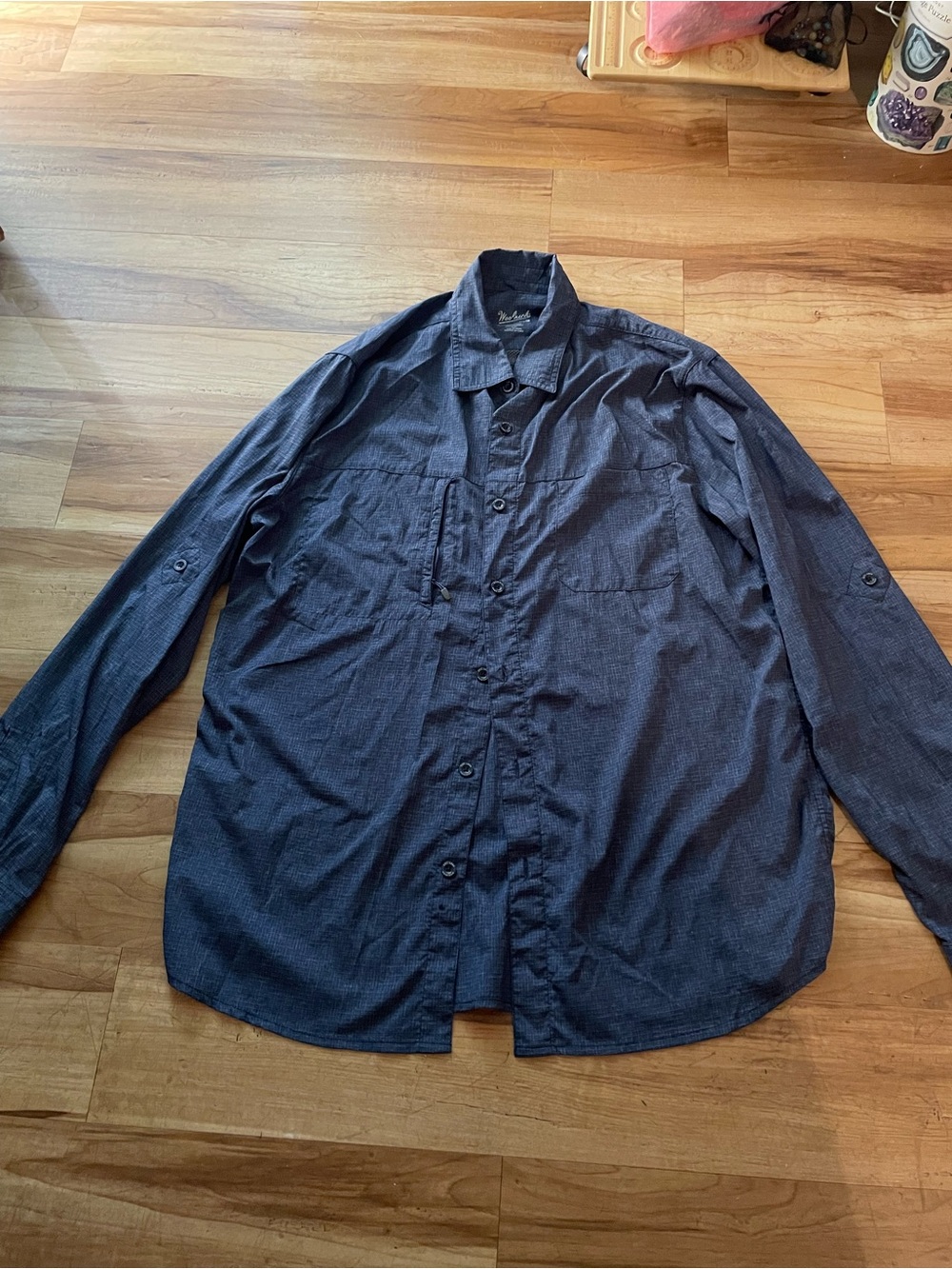 Woolrich Men's and Button-Up Shirt in Charcoal Navy